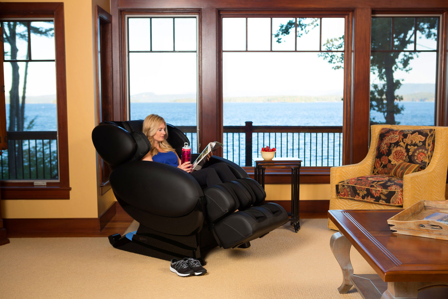 IT-8500™ X3 4D Massage Chair (Limited Availability) Black